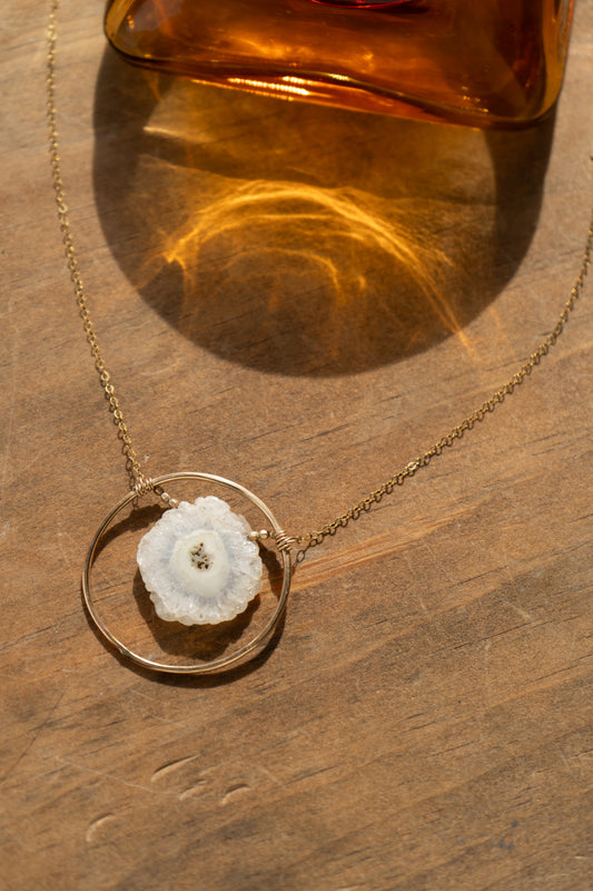 QUARTZ SLICE STATEMENT PENDANT