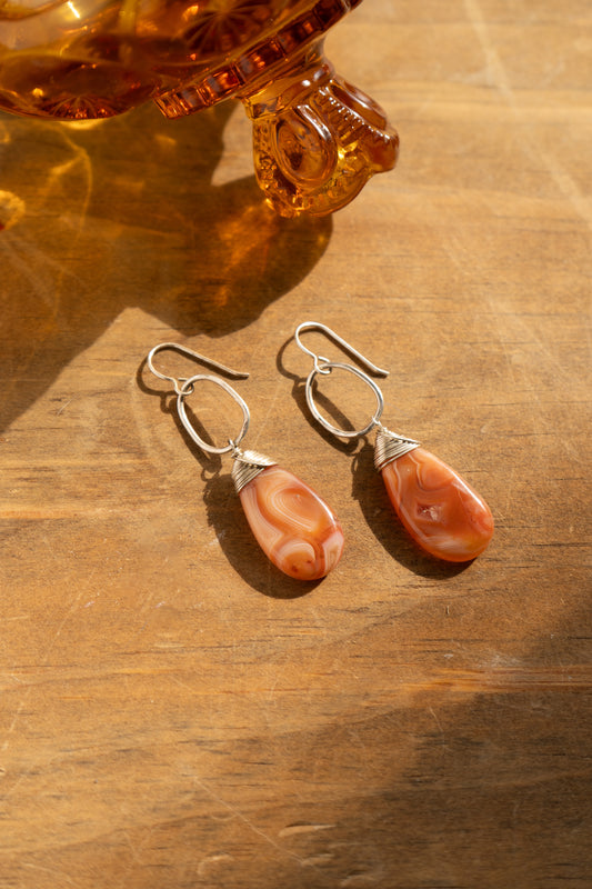 CARNELIAN STATEMENT DROPS