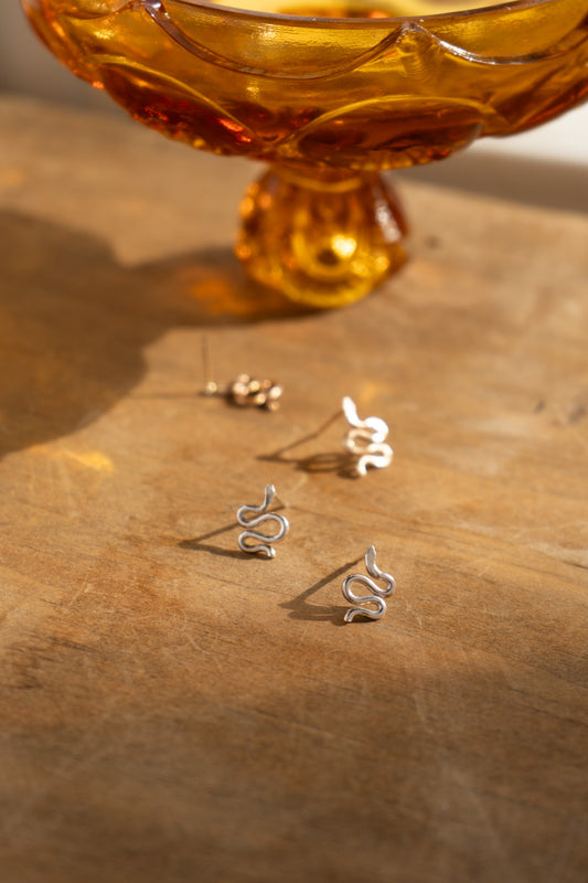 SNAKE STUDS